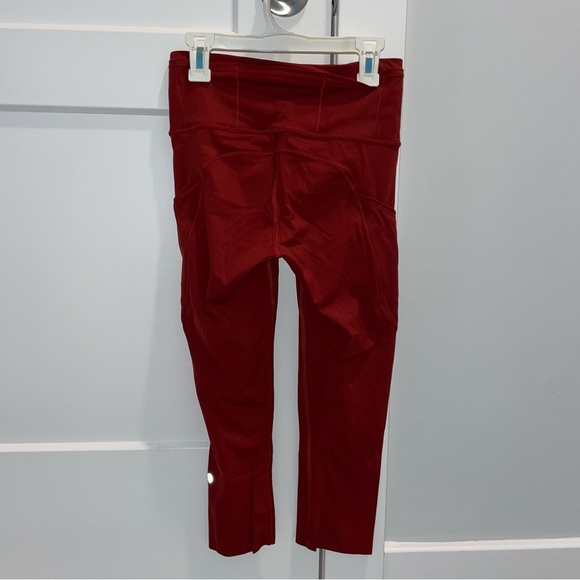 Cropped Lululemon Leggings - Picture 2 of 12